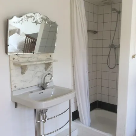 Glancingview Bed & Breakfast