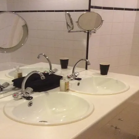 Glancingview Oda ve Kahvaltı